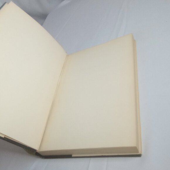 Return to Alyforth by Anne Hardcover First Edition 1967 A Novel of Romance and S - Picture 7 of 13